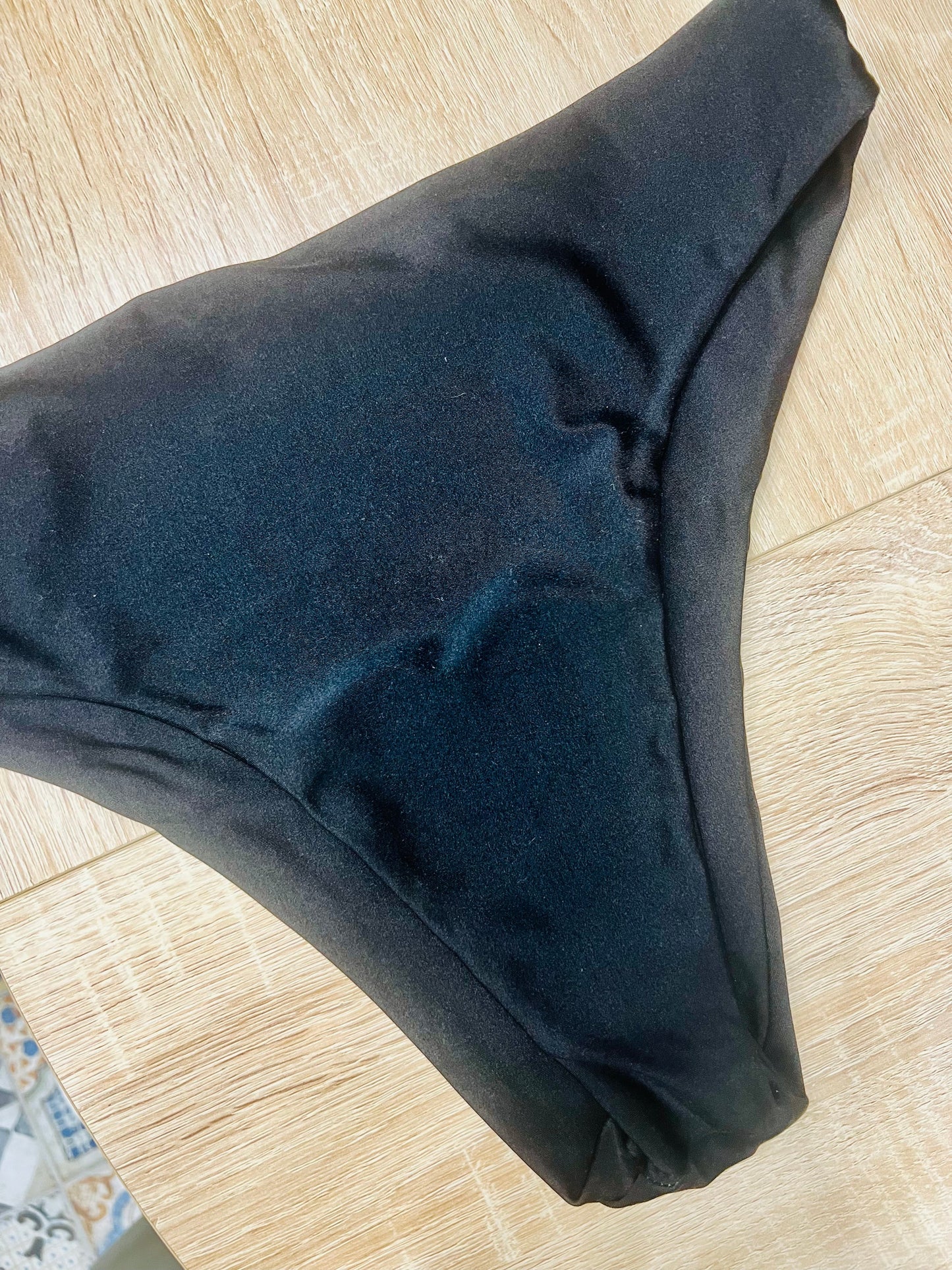 Costume mestruale tinta unita nero
